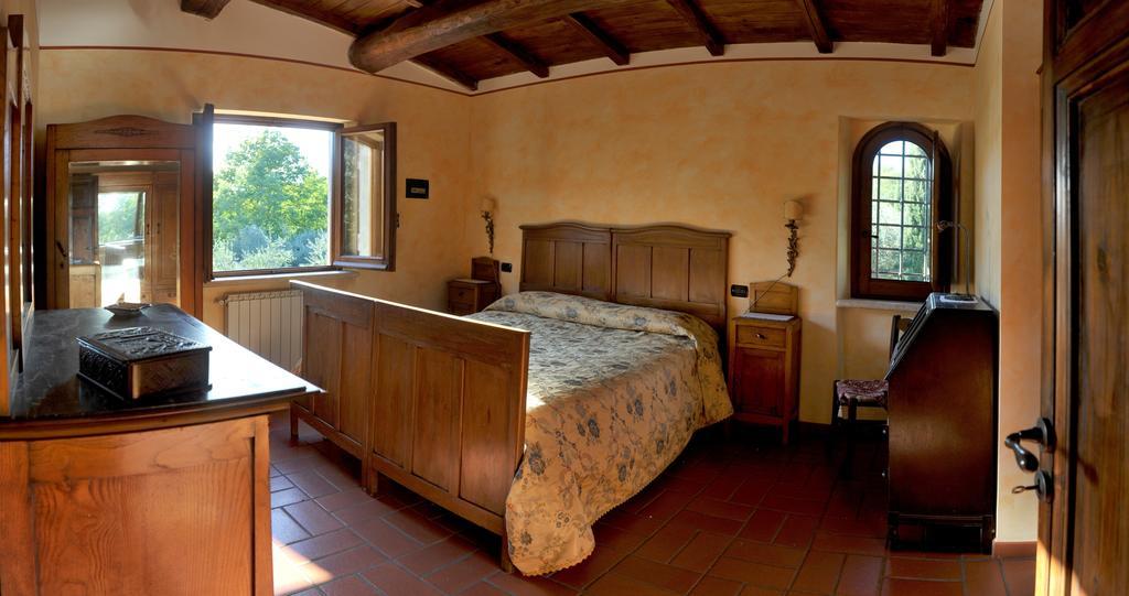 L'Antica Mola Villa Castel Madama Szoba fotó